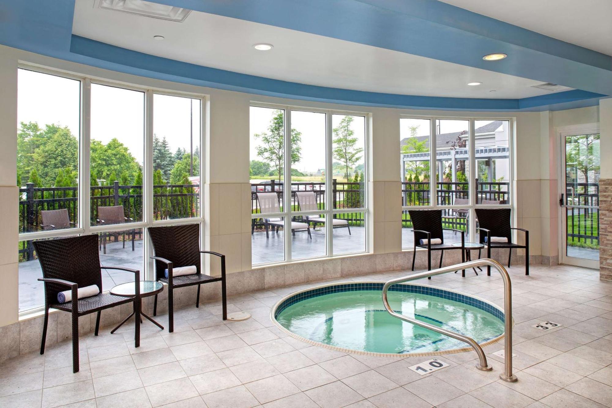 Hilton Garden Inn Toronto-Oakville Exterior foto